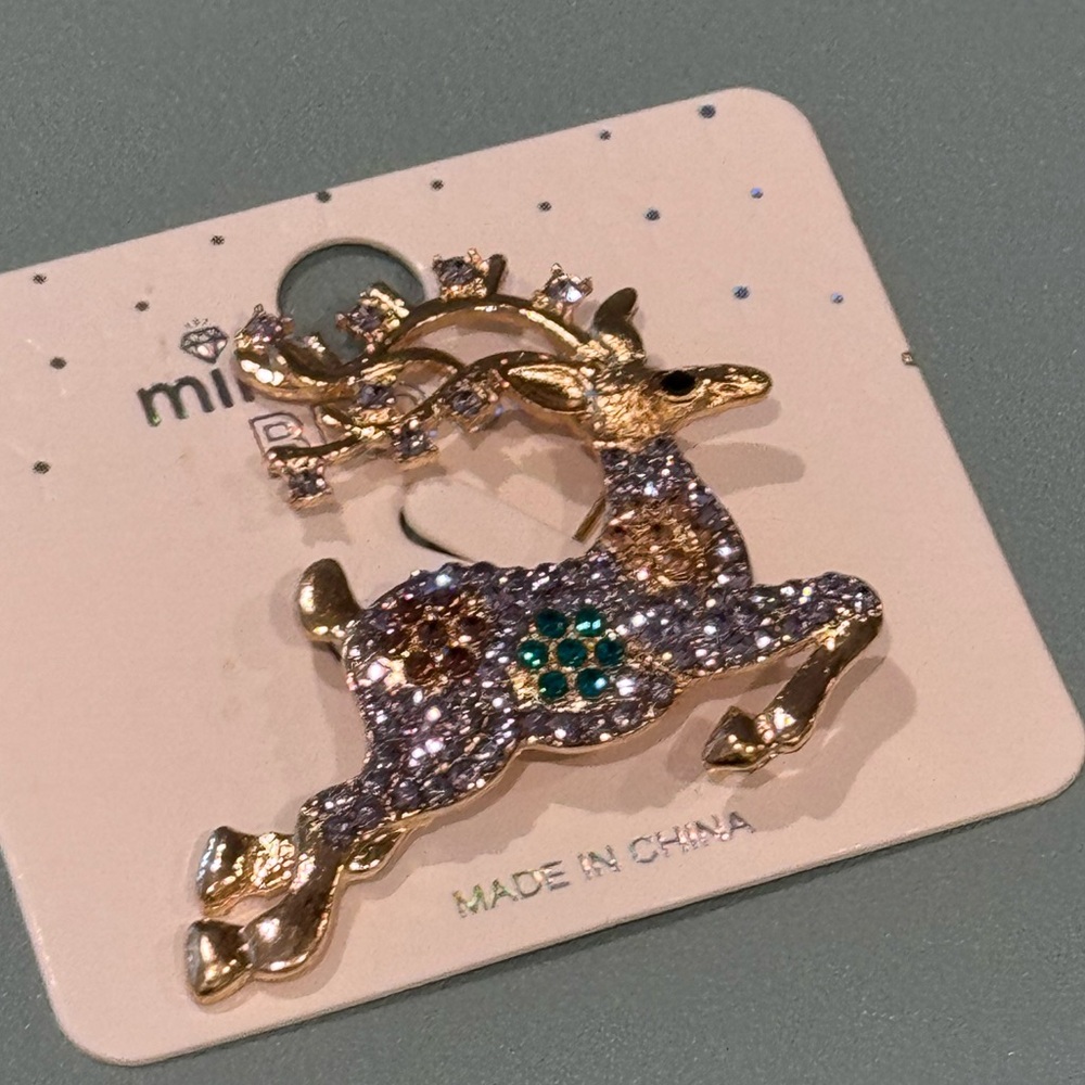 NWT Mint Purple and Gold Reindeer Brooch